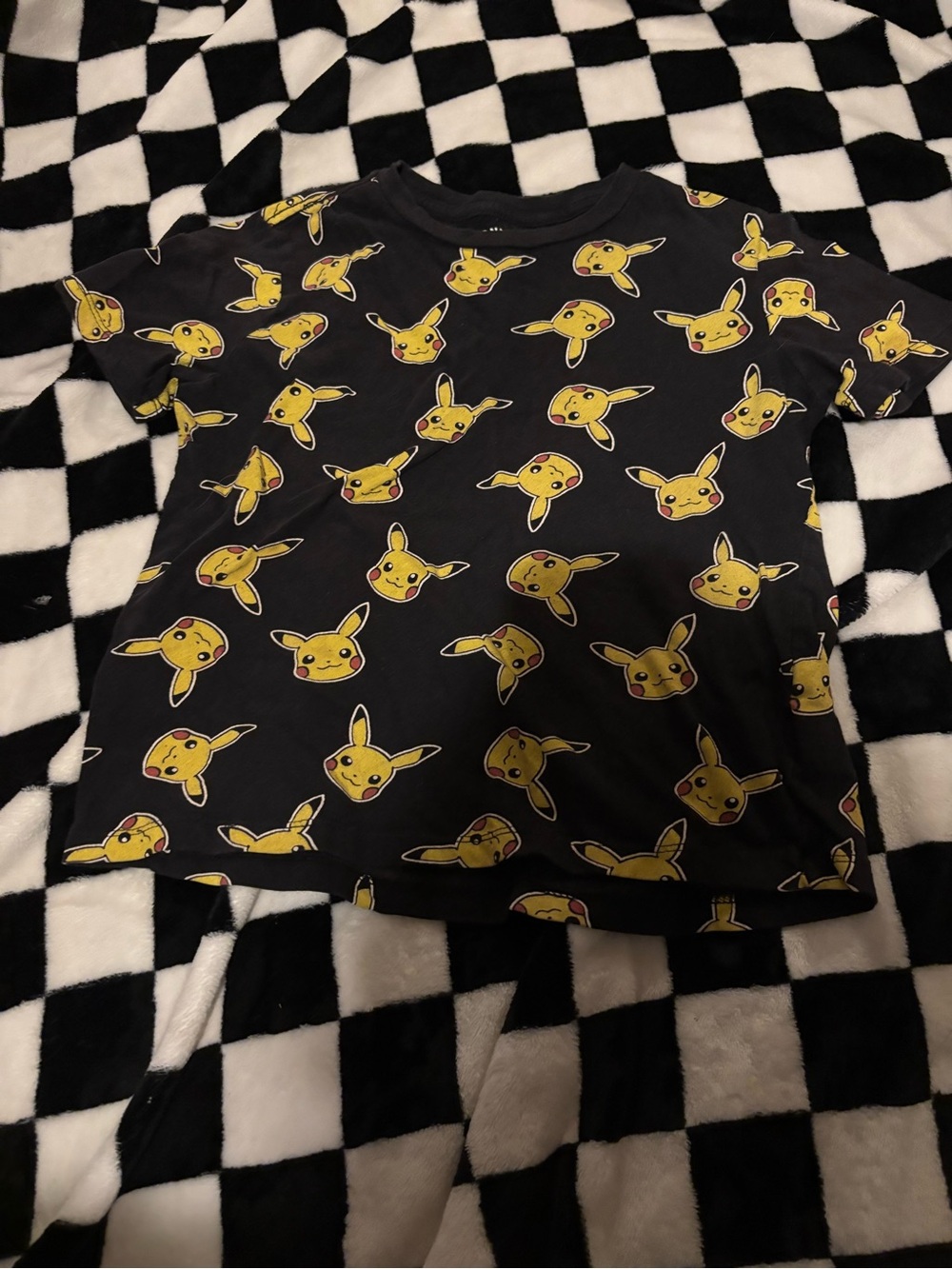 Size 8 pikachu old navy pokemon shirt
